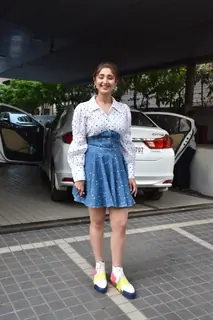 Dhwani Bhanushali snapped at T-series office in Andheri