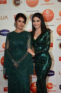 Celebrities at Zee Rishtey awards