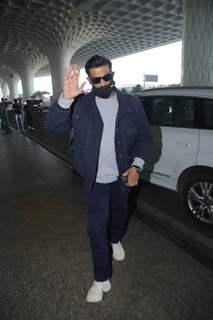 Sohum Shah snapped at airport!