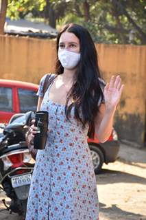 Isabelle Kaif snapped in Versova