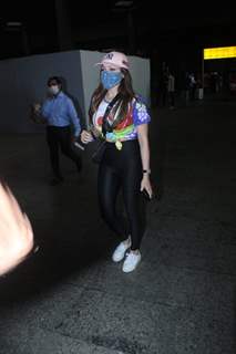 Kanika Kapoor snapped at airport