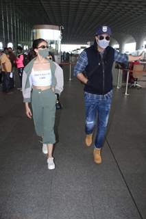 Ranbir Kapoor and Alia Bhatt snapped at Airport