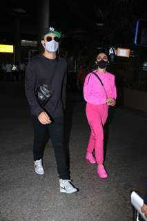 Ranbir Kapoor and Alia Bhatt at Airport