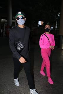 Ranbir Kapoor and Alia Bhatt at Airport