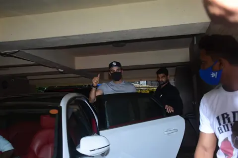 Ranbir Kapoor snapped at a dubbing studio!