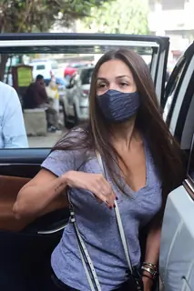 Malaika Arora snapped in Khar