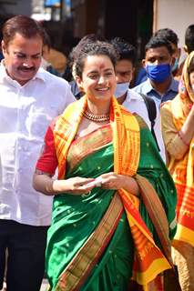 Kangana Ranaut visits Mumba Devi and Shri Siddhivinayak Temple in Mumbai