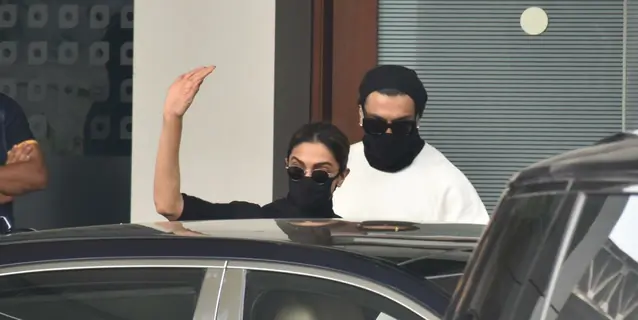 Ranveer Singh and Deepika Padukone return from New Year vacation!