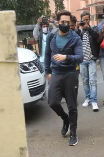 Emraan Hashmi snapped at Bandra 