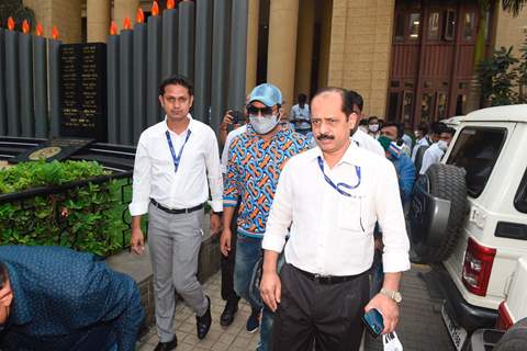 Kapil Sharma snapped arriving at CP office!