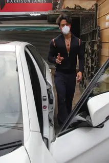 Tiger Shroff snapped at Bandra