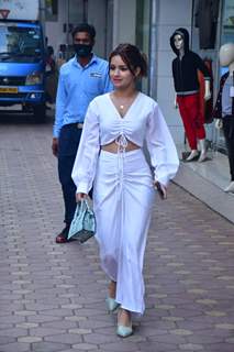 Avneet Kaur and Akull snapped at BKC, Bandra