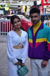 Avneet Kaur and Akull snapped at BKC, Bandra
