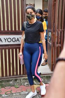 Ananya Pandey with sister Rysa Pandey spotted at yoga classes