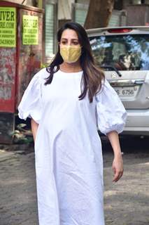 Mommy-to-be Anita Hasnandani and Rohit Reddy spotted at Women's hospital, Khar