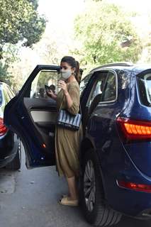 Nimrat Kaur snapped in Juhu