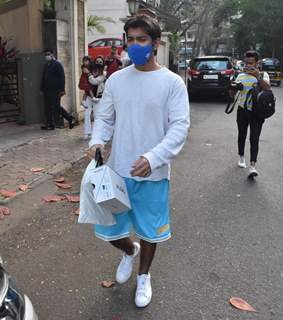 Varun Dhawan's brother Rohit Dhawan snapped at Manish Malhotra's store