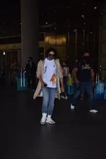 Kartik Aaryan snapped at airport