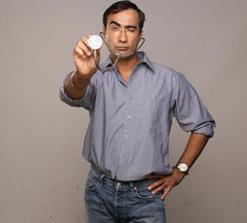 Ranvir Shorey in the movie Tina Ki Chhabi