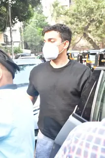 Rhea Chakraborty, brother Showik snapped visiting Gym in Khar