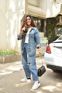 Nimrat Kaur snapped at salon in Juhu