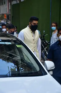Abhishek Bachchan at Bunty Walia's farther's Chautha