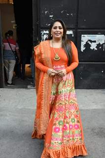 Geeta Kapur snapped behind the sets of Super Dancer Chapter 4