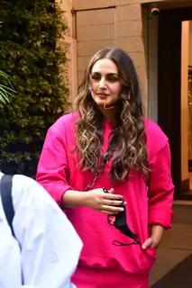 Huma Qureshi spotted for shoot at Manish Malhotra store