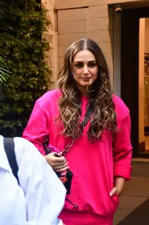 Huma Qureshi spotted for shoot at Manish Malhotra store