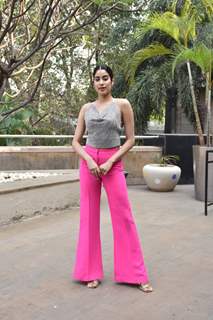 Janhvi Kapoor at the promotions of Roohi