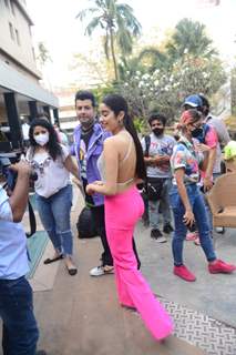 Janhvi Kapoor and Varun Sharma at the promotions of Roohi