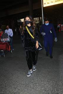 Kiara Advani spotted at airport