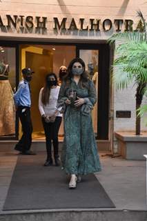 Raveena Tandon snapped visiting Manish Malhotra's store!