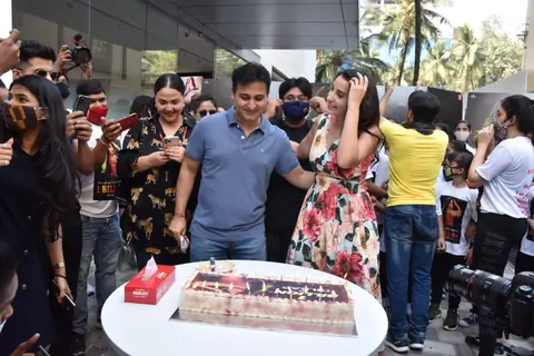 Nora Fatehi's Dilbar success bash!