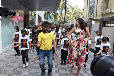 Nora Fatehi's Dilbar success bash!