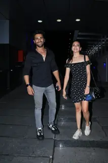Lovebirds Kriti Kharbanda and Pulkit Samrat snapped in Bandra