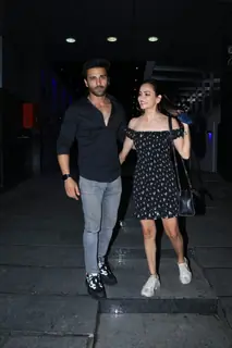 Lovebirds Kriti Kharbanda and Pulkit Samrat snapped in Bandra