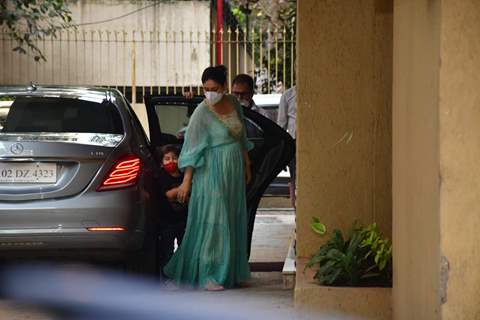 Kareena Kapoor Khan and Taimur Ali Khan at Karisma Kapoor's house