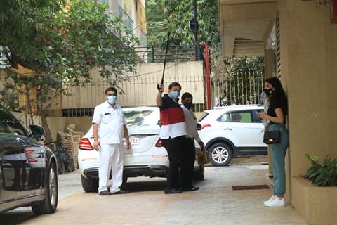 Randhir Kapoor at Karisma Kapoor house