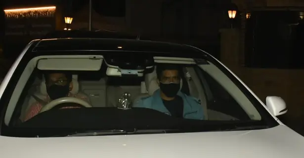 Manish Malhotra snapped at Bandra