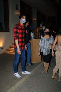 Ananya Panday with family at Bastian Worli