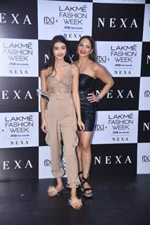 Deanne Pandey with daughter at Lakme Fashion Week 2021!