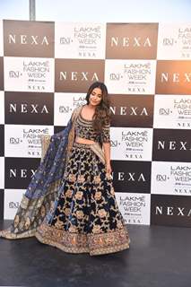 Hina Khan at Lakme Fashion Week 2021!