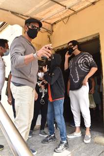 Hrithik Roshan with his family and Zayed Khan at PVR Juhu