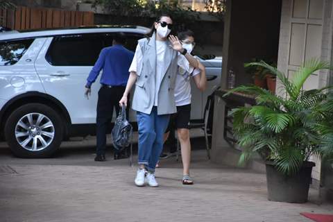 Karisma Kapoor with her son at Kareena Kapoor's house, Bandra