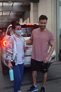 Soha Ali Khan and Kunal Khemu spotted at gym in Khar