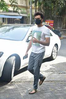 Riteish Deshmukh at a shoot in Bandra