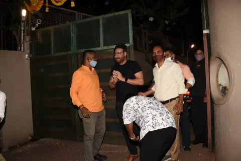 Ajay Devgn celebrates his birthday with fans