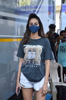 Ananya Panday snapped at a shoot in Andheri