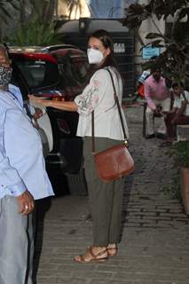 Dia Mirza spotted outside a salon in Bandra